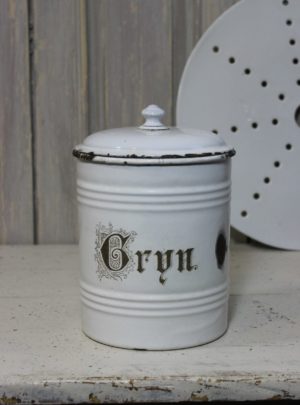 Lovely old can of corn